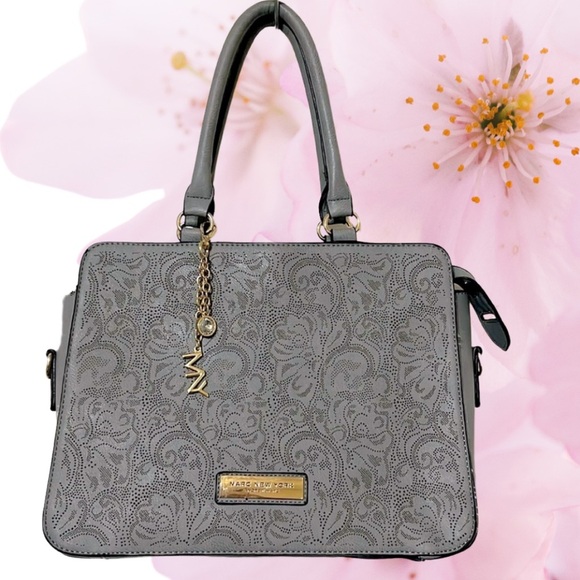 Marc New York Andrew Marc Tote Bag - Picture 14 of 14